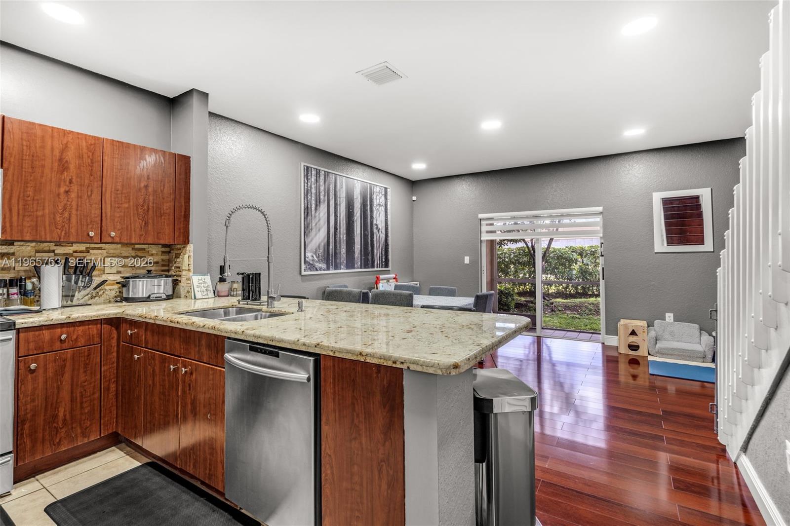 LAS BRISAS AT DORAL CONDO - Residential