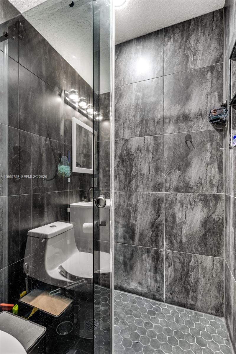 LAS BRISAS AT DORAL CONDO - Residential