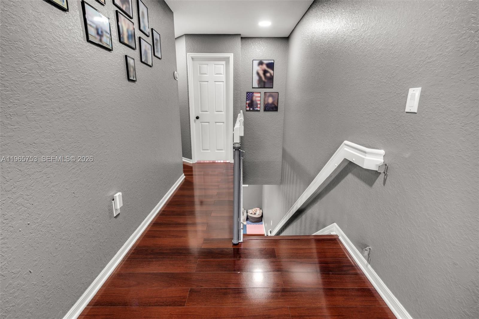 LAS BRISAS AT DORAL CONDO - Residential