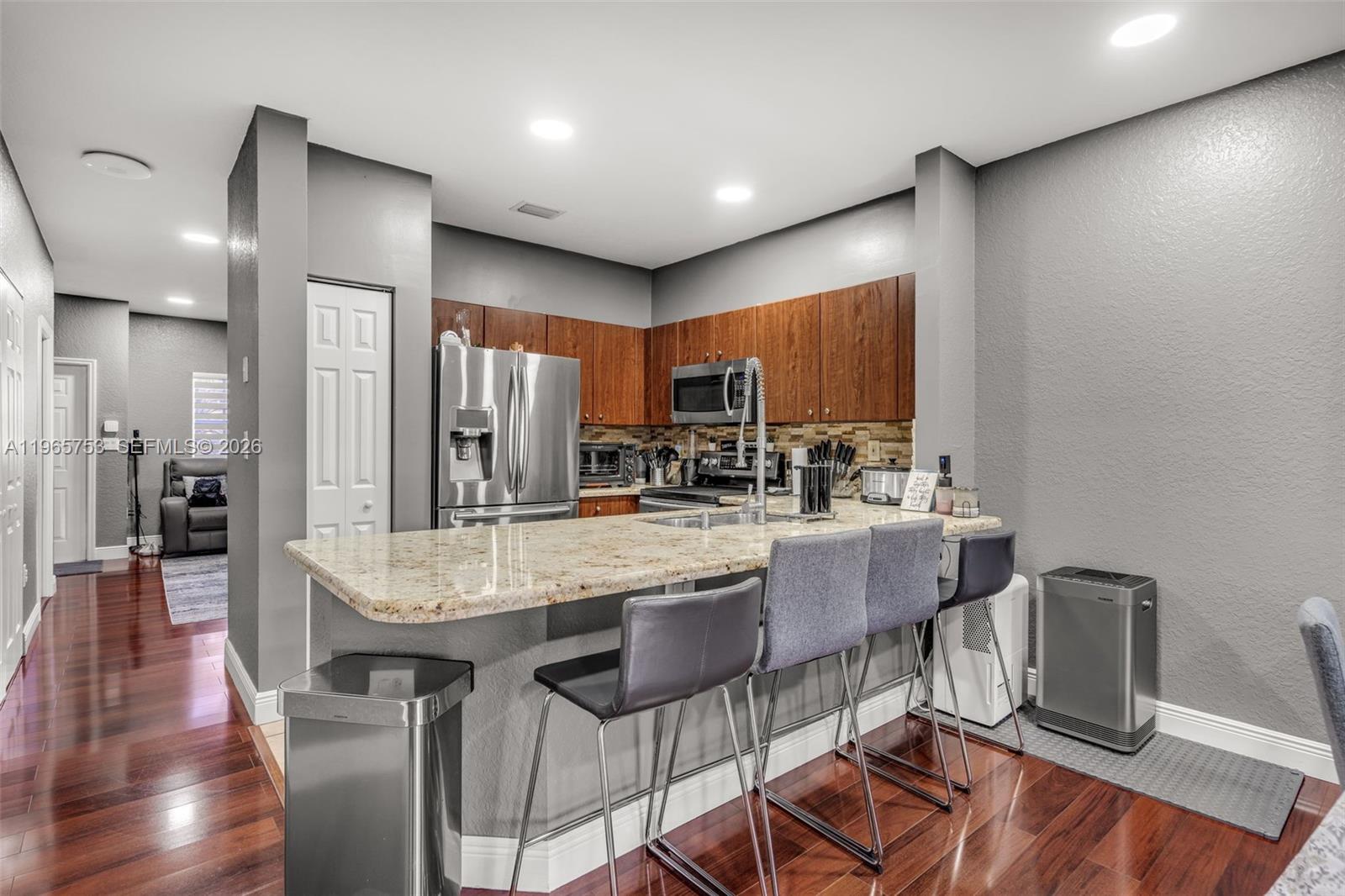 LAS BRISAS AT DORAL CONDO - Residential