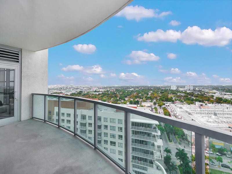 FOUR MIDTOWN MIAMI CONDO - Residential Lease