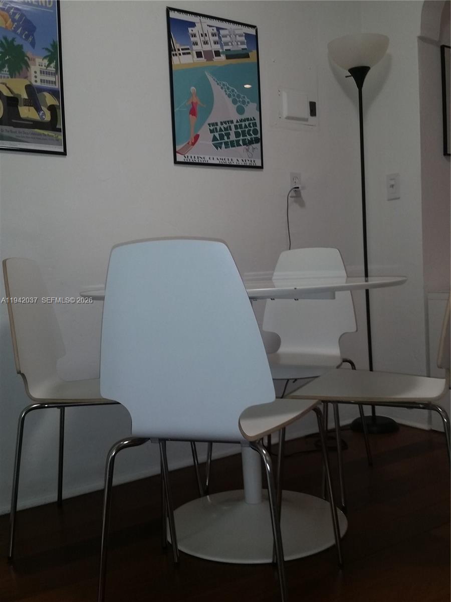 ESPANOLA WAY VILLAS CONDO - Residential