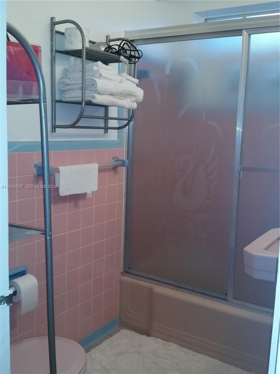 ESPANOLA WAY VILLAS CONDO - Residential