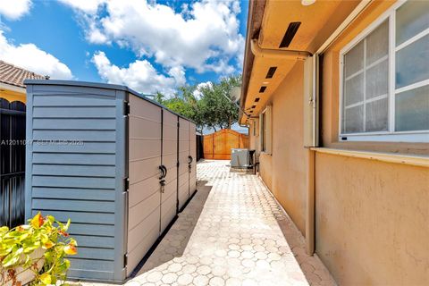 Tiny photo for 16037 NW 77th Pl, Miami Lakes, FL 33016 (MLS # A12011047)