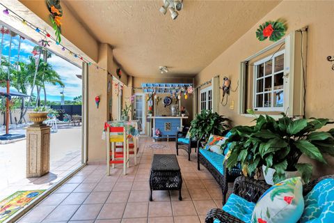 Tiny photo for 16037 NW 77th Pl, Miami Lakes, FL 33016 (MLS # A12011047)