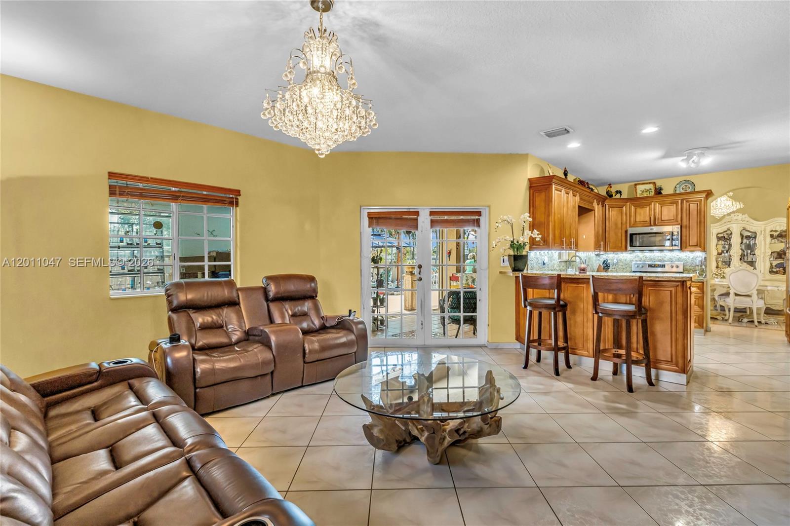 ROYAL LAKE ESTATES - Residential
