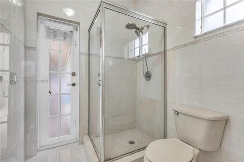 Tiny photo for 16037 NW 77th Pl, Miami Lakes, FL 33016 (MLS # A12011047)