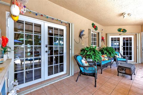 Tiny photo for 16037 NW 77th Pl, Miami Lakes, FL 33016 (MLS # A12011047)