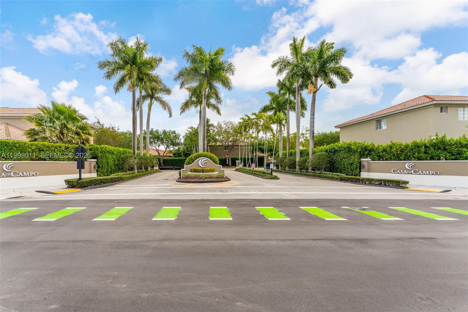 KARENERO FALLS - Residential