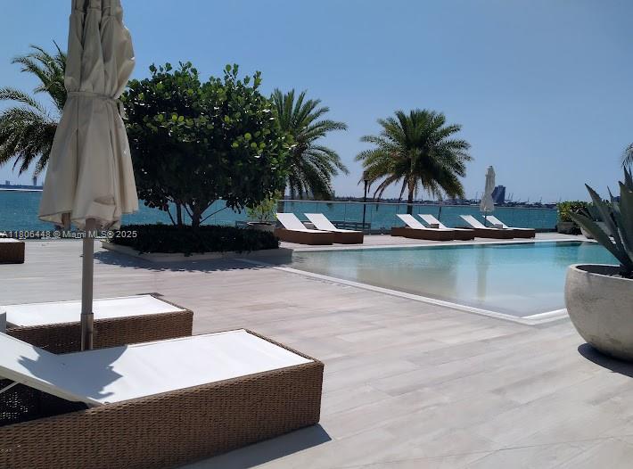 BISCAYNE BEACH CONDO - Residential