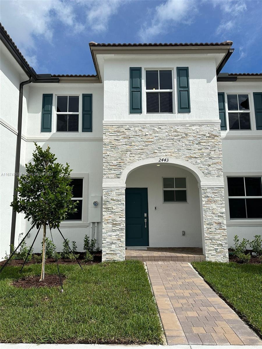 GOLF PARK SEC 1 - Residential Lease