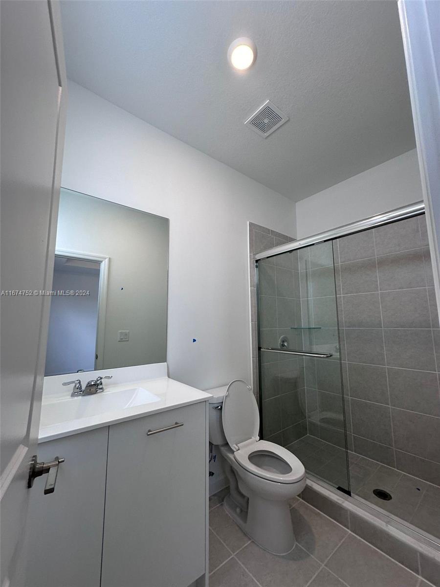 GOLF PARK SEC 1 - Residential Lease