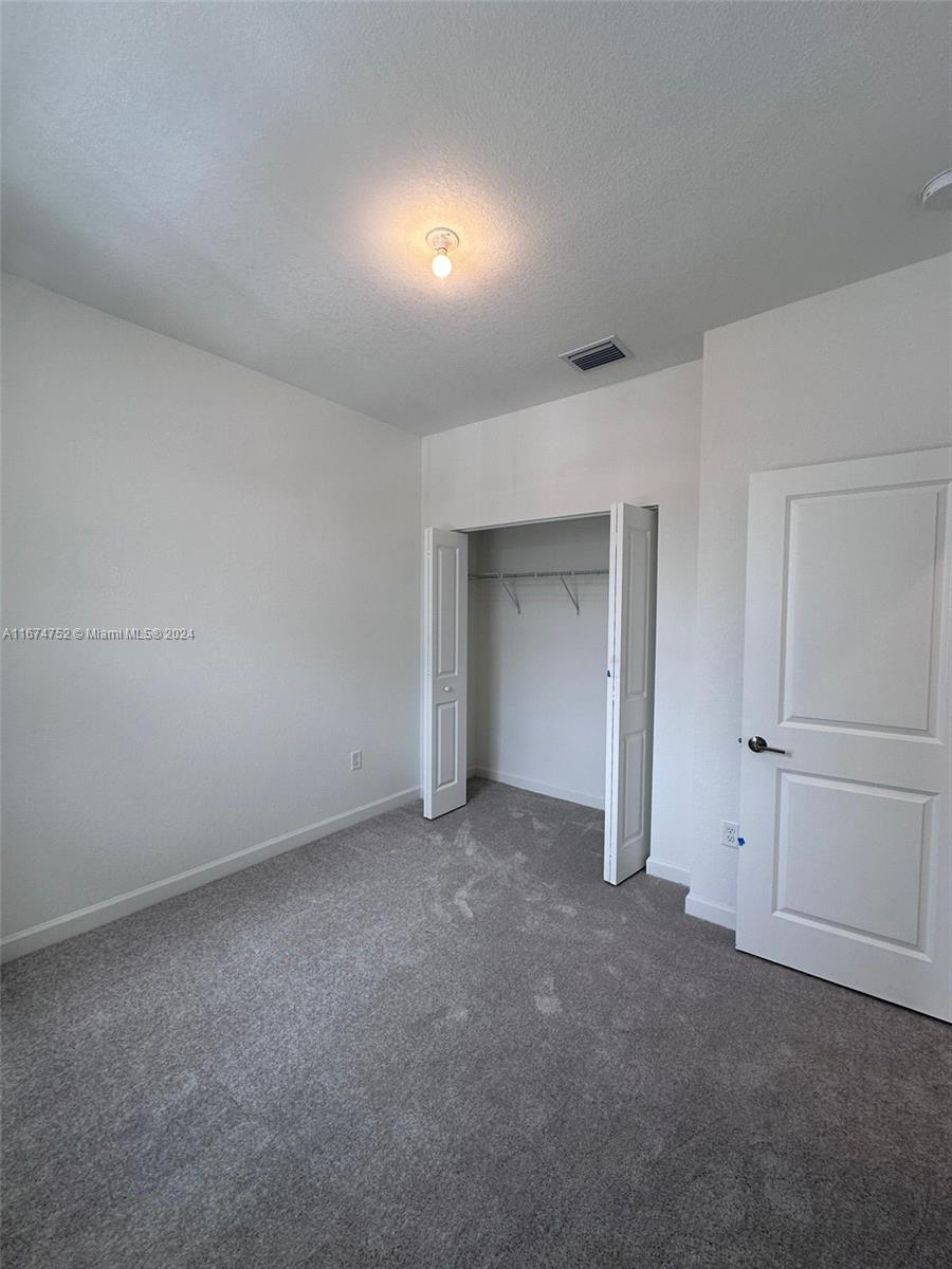 GOLF PARK SEC 1 - Residential Lease