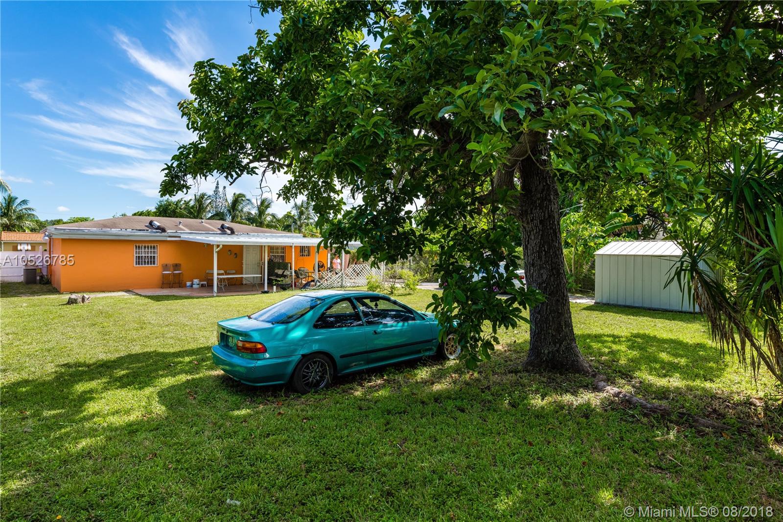 BISCAYNE HIGHLANDS - Residential