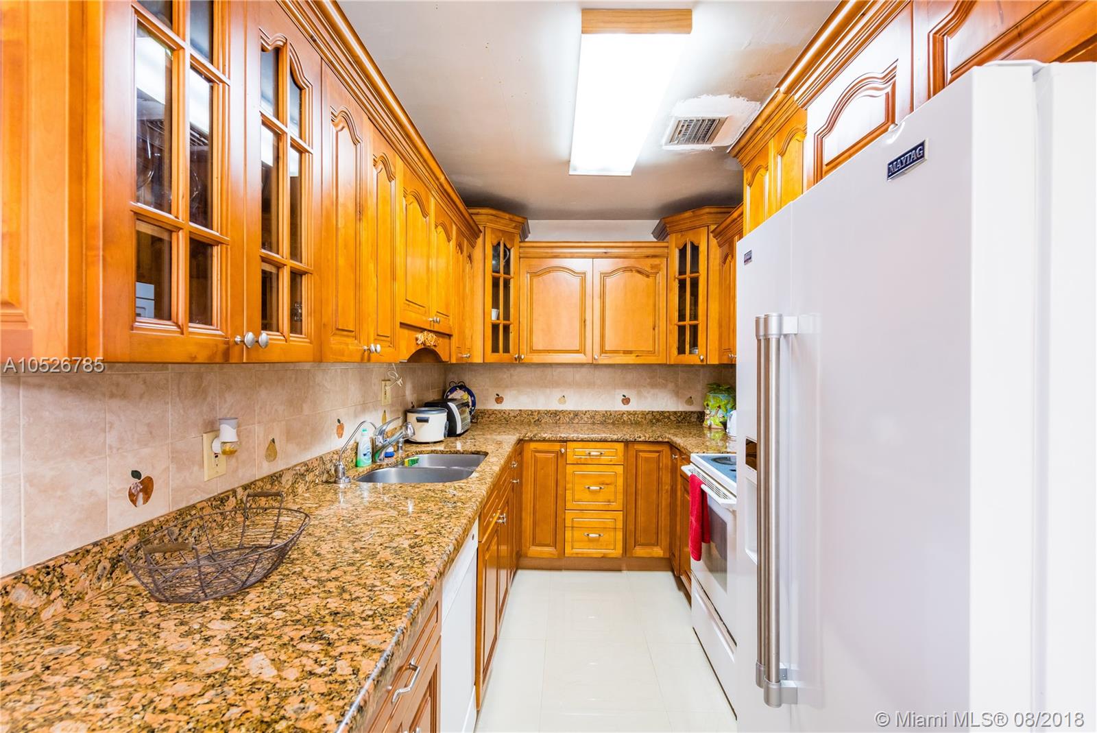 BISCAYNE HIGHLANDS - Residential