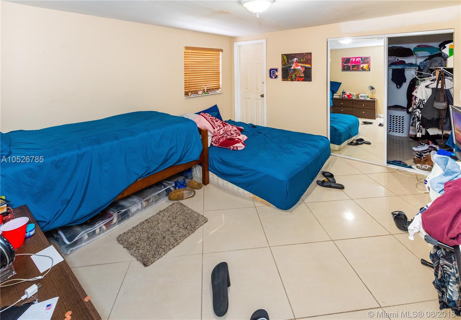 BISCAYNE HIGHLANDS - Residential