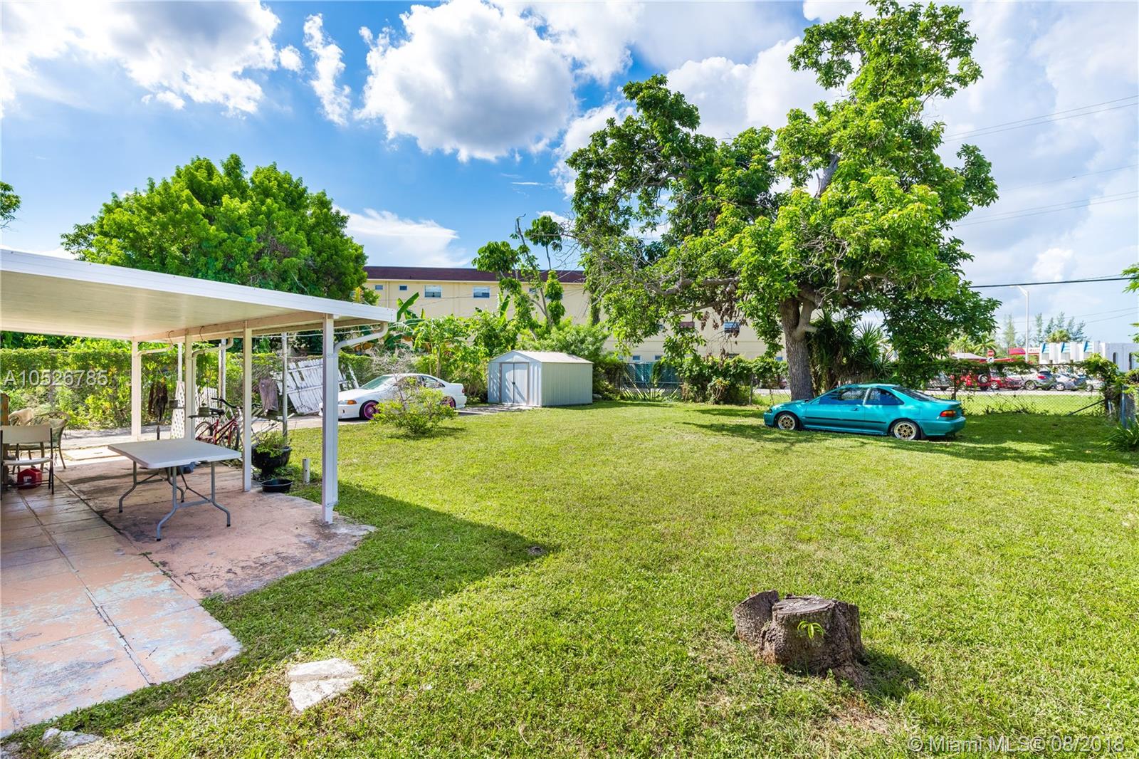 BISCAYNE HIGHLANDS - Residential