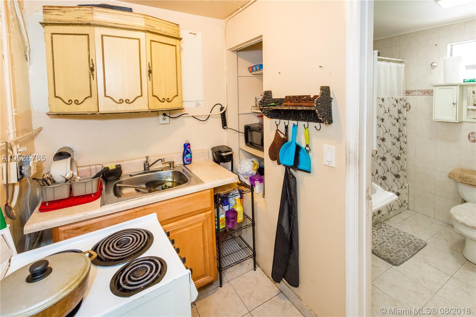 BISCAYNE HIGHLANDS - Residential