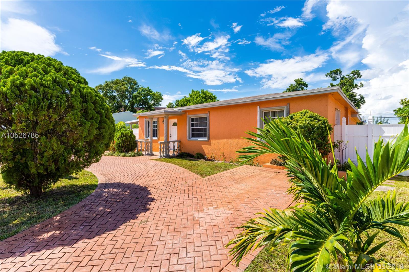 BISCAYNE HIGHLANDS - Residential