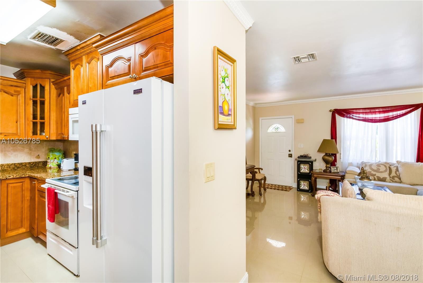 BISCAYNE HIGHLANDS - Residential