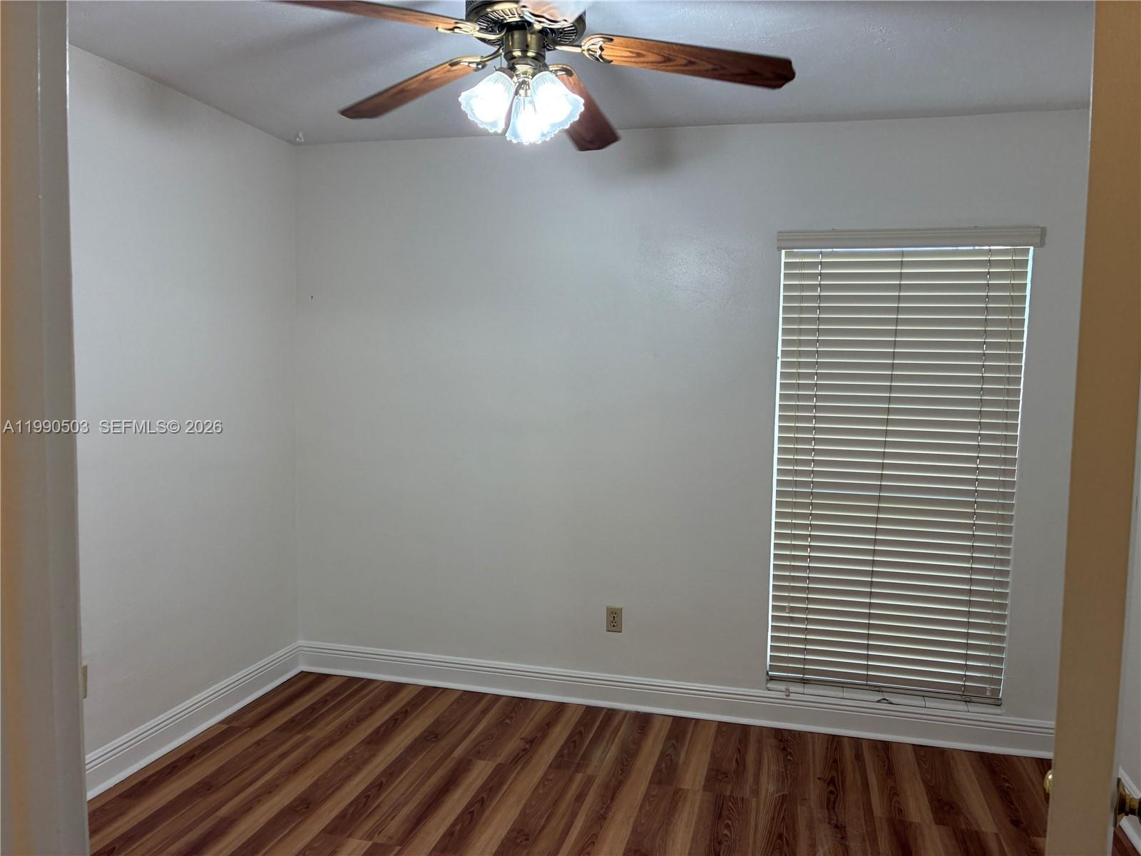 DEVON-AIRE VILLAS SEC 2 - Residential Lease