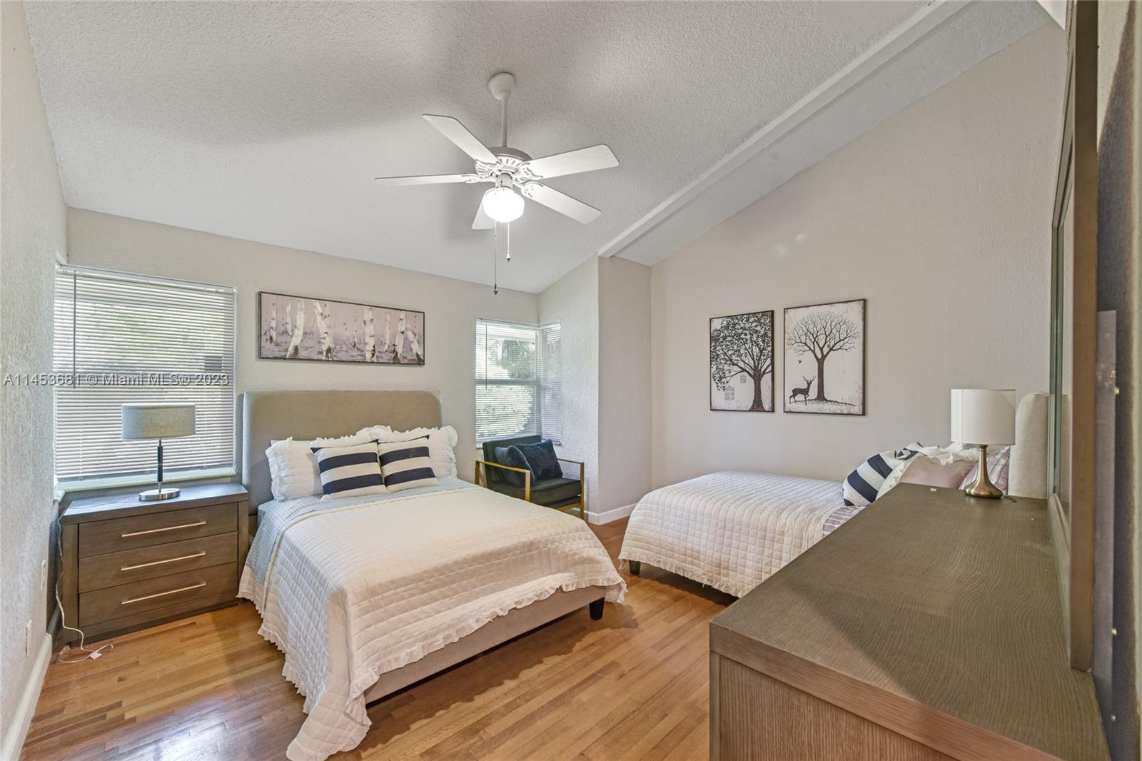 LAUDERDALE GROVES AMEND - Residential