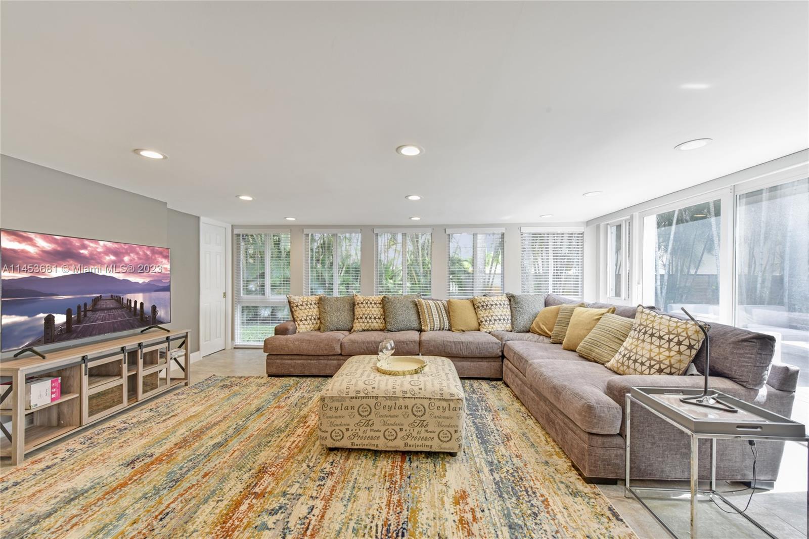 LAUDERDALE GROVES AMEND - Residential