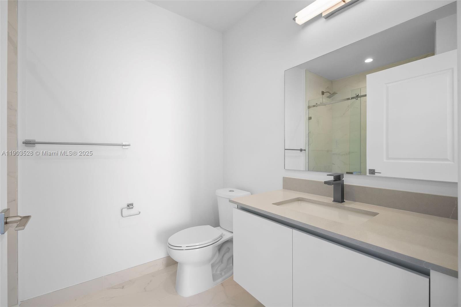 Slate Hallandale - Residential Lease