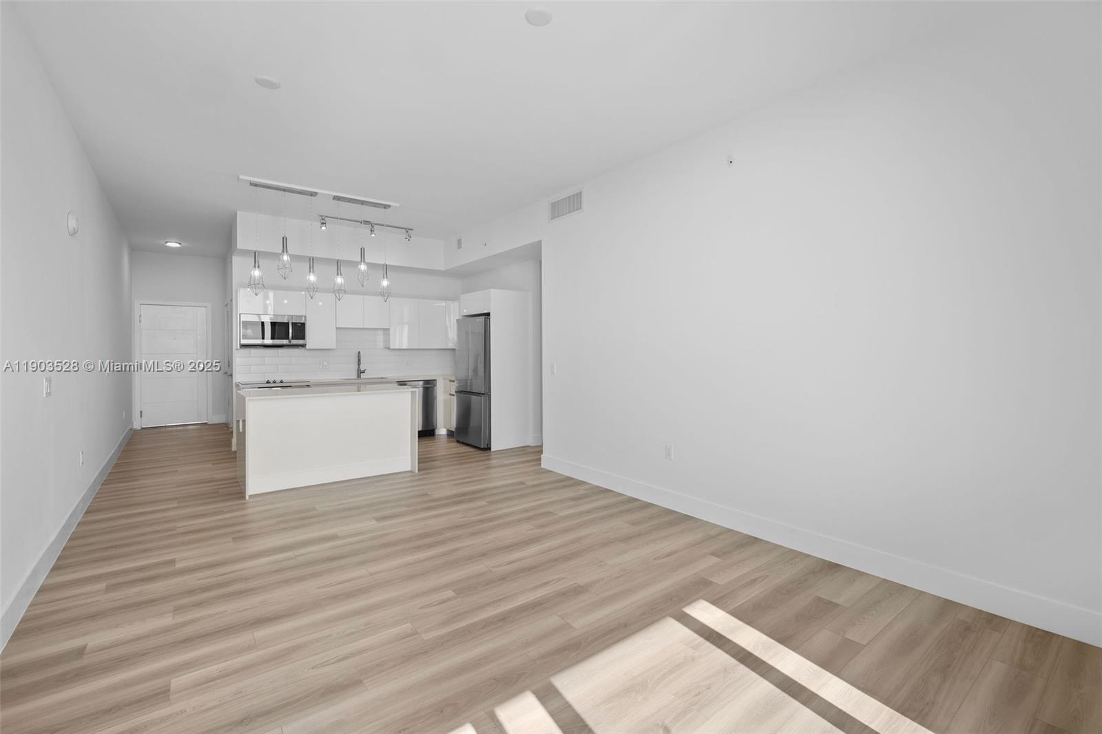 Slate Hallandale - Residential Lease