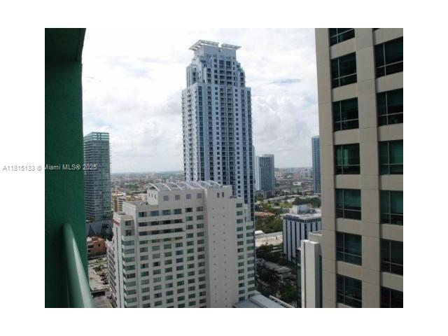 1200 Brickell Bay Dr 3316