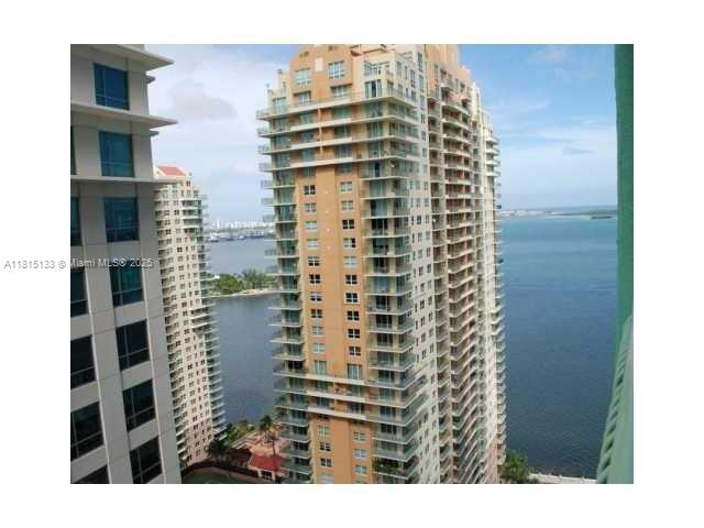 1200 Brickell Bay Dr 3316