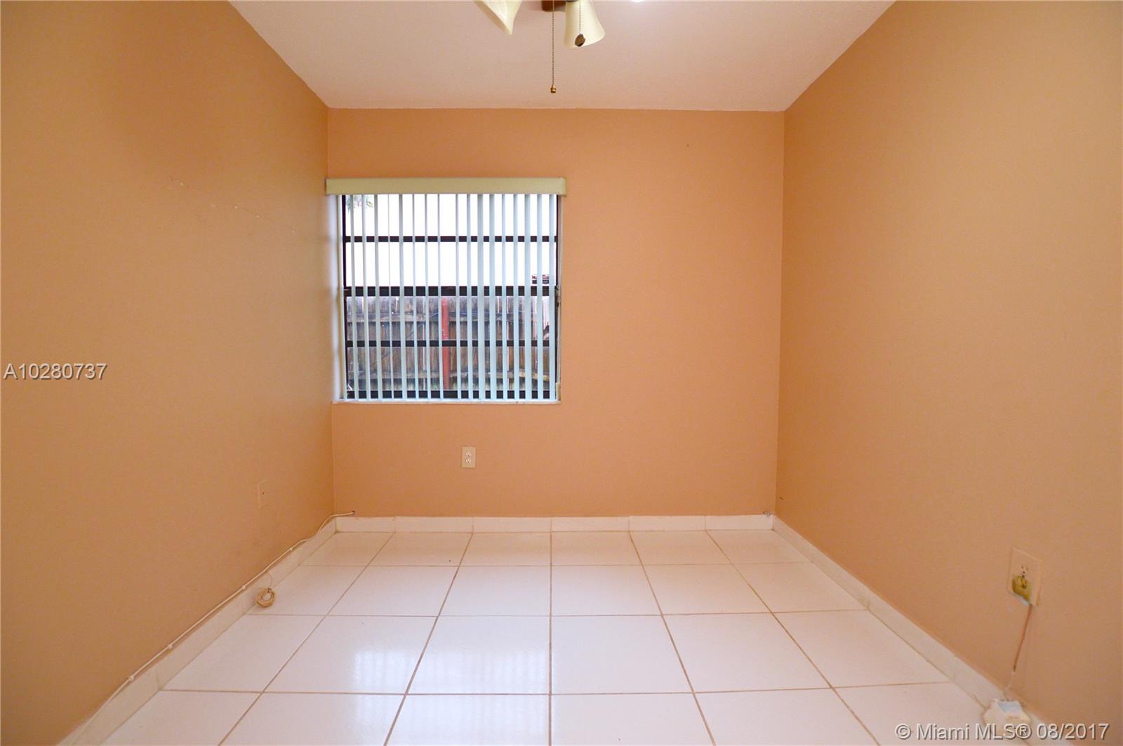 Country Lake Manor Sec 02 - Residential