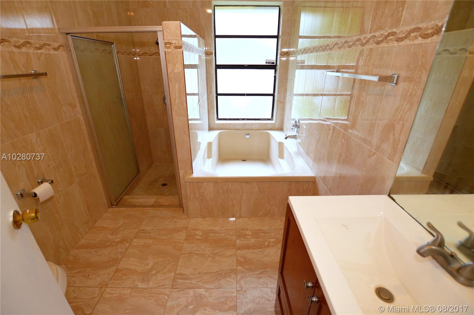 Country Lake Manor Sec 02 - Residential