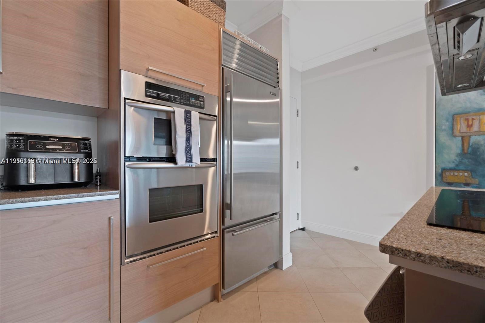 THE EMERALD AT BRICKELL C - Residential Lease