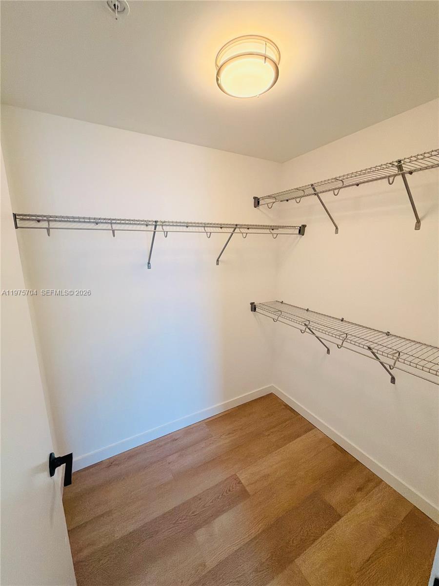 FT LAUDERDALE B-40 - Residential Lease