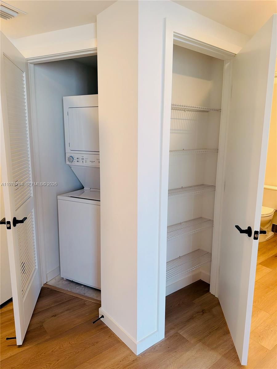 FT LAUDERDALE B-40 - Residential Lease