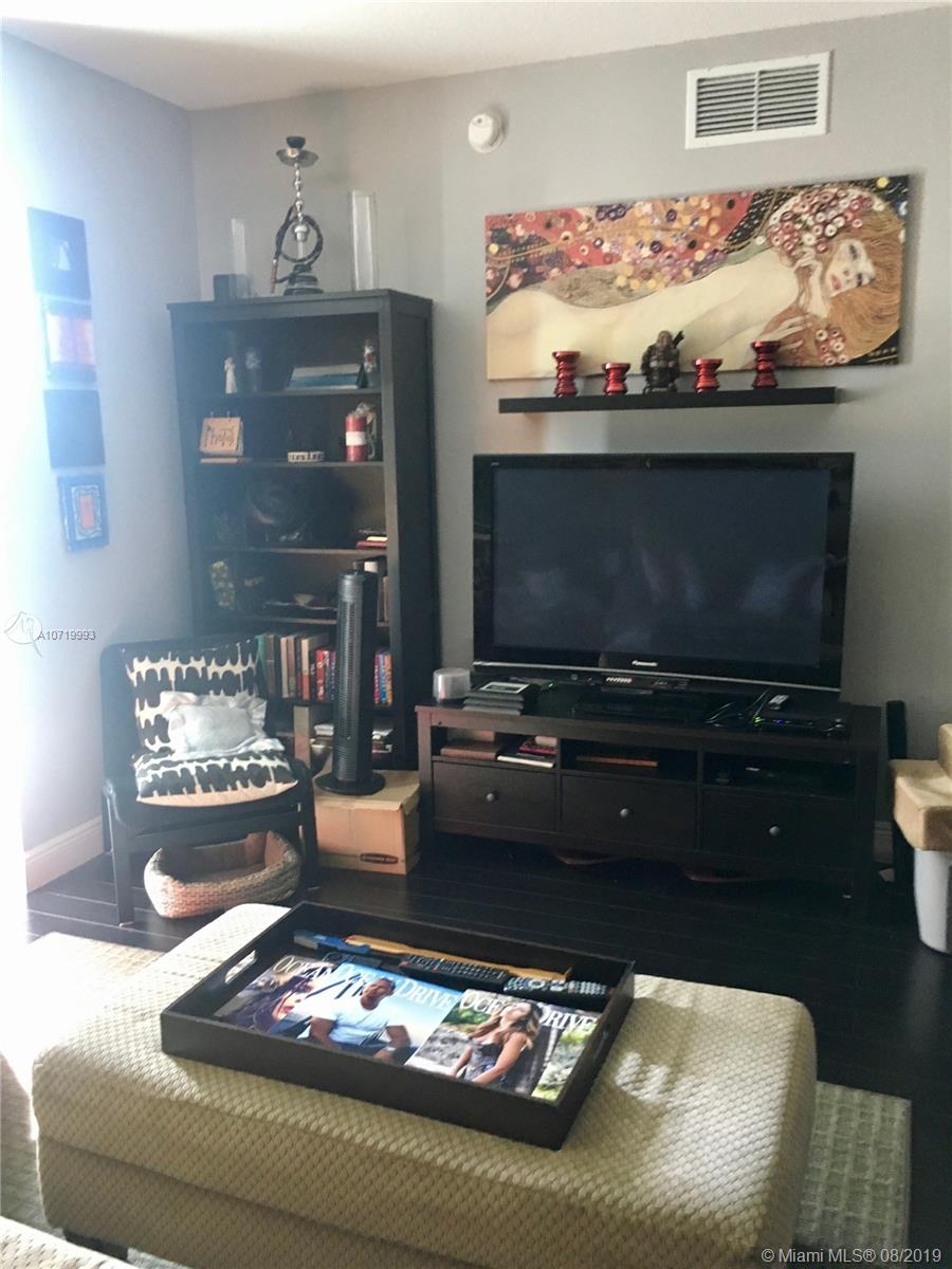 QUANTUM ON THE BAY CONDO - Residential Lease