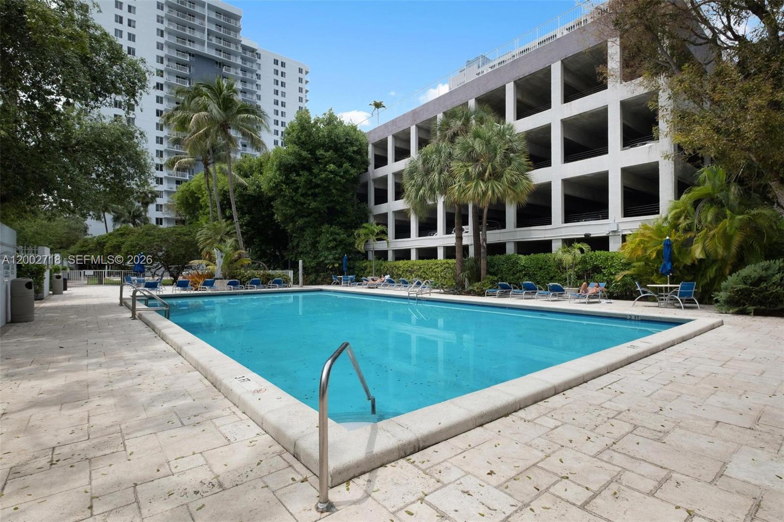 MADISON DOWNTOWN CONDO - Residential