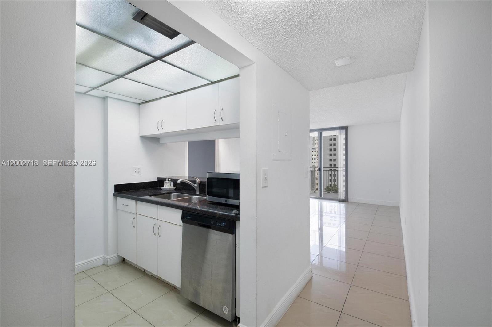 MADISON DOWNTOWN CONDO - Residential