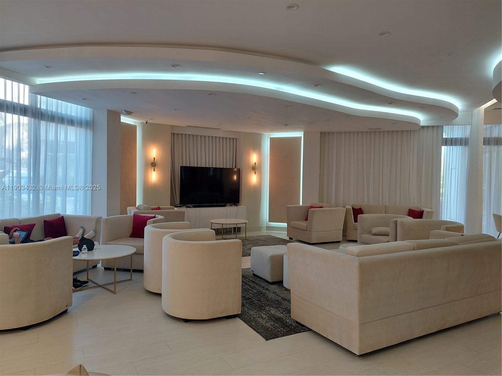 PORTSVIEW @ THE WATERWAYS - Residential