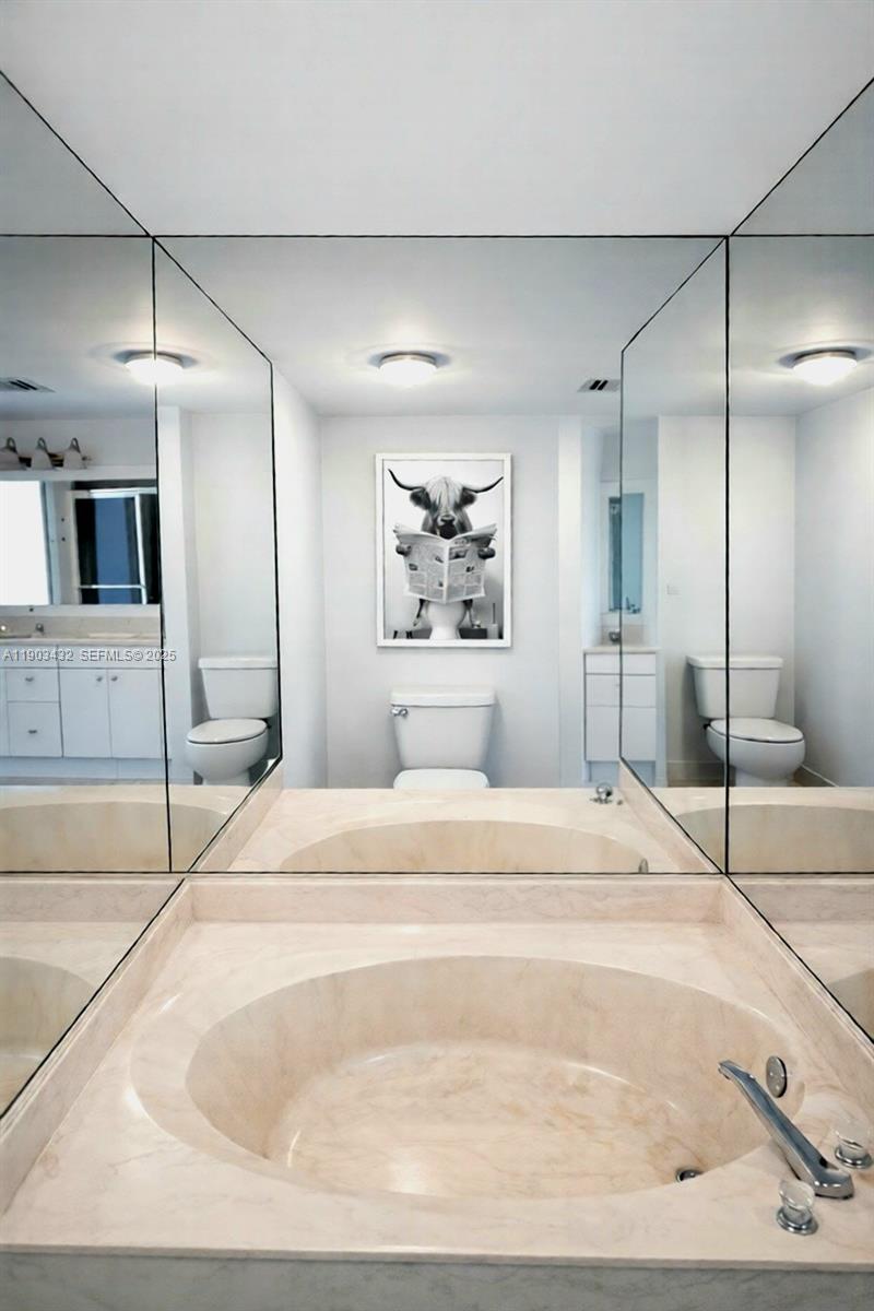 PORTSVIEW @ THE WATERWAYS - Residential