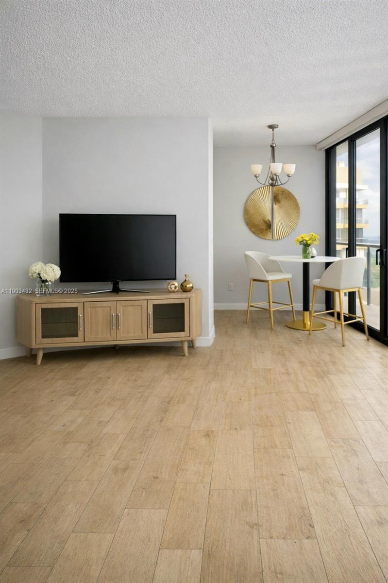 PORTSVIEW @ THE WATERWAYS - Residential