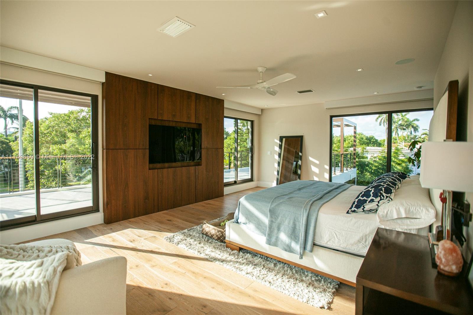 LA GORCE GOLF SUB - Residential