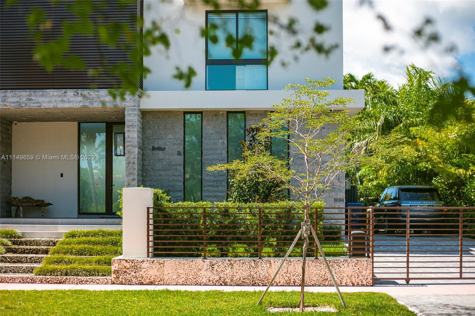 LA GORCE GOLF SUB - Residential