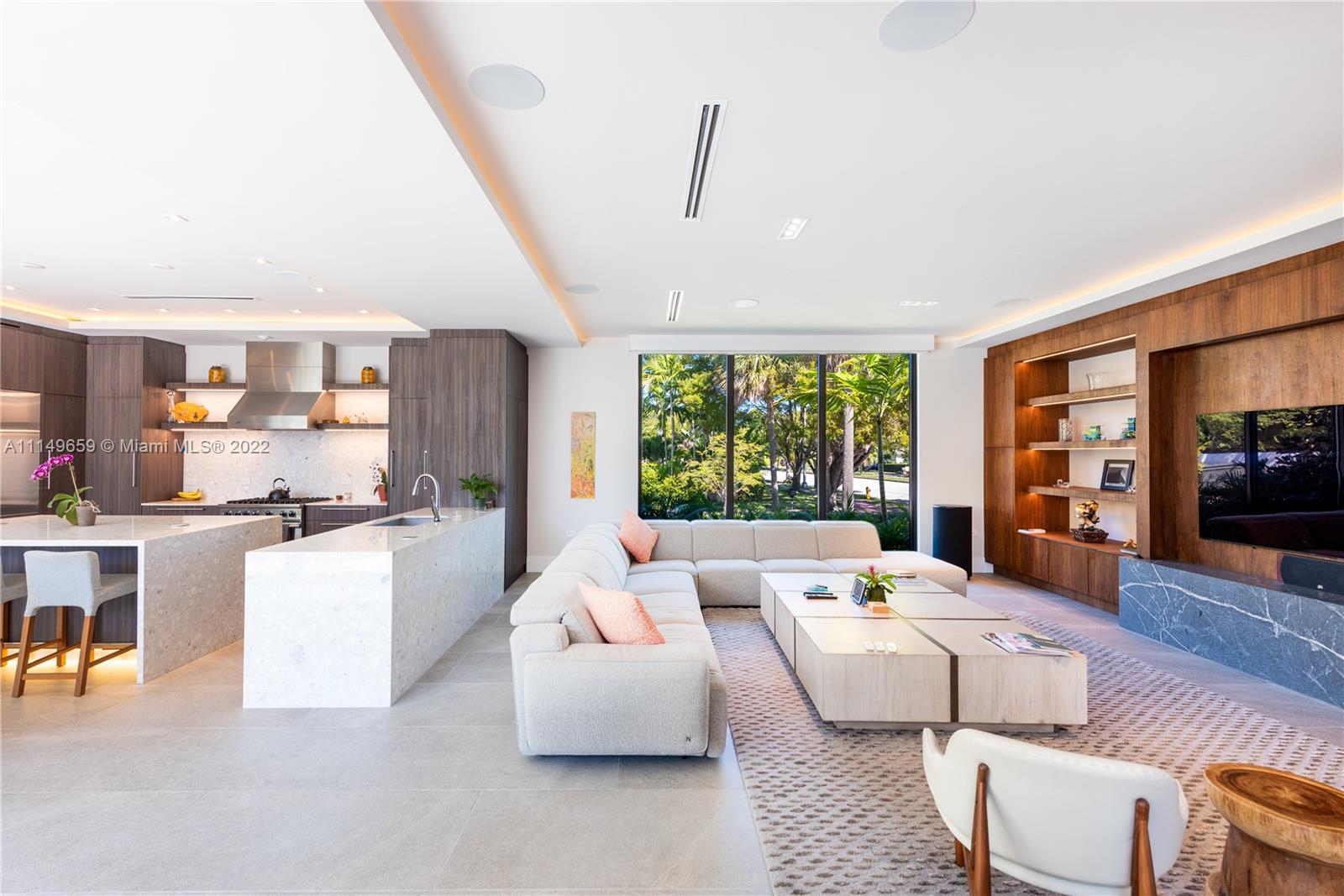 LA GORCE GOLF SUB - Residential