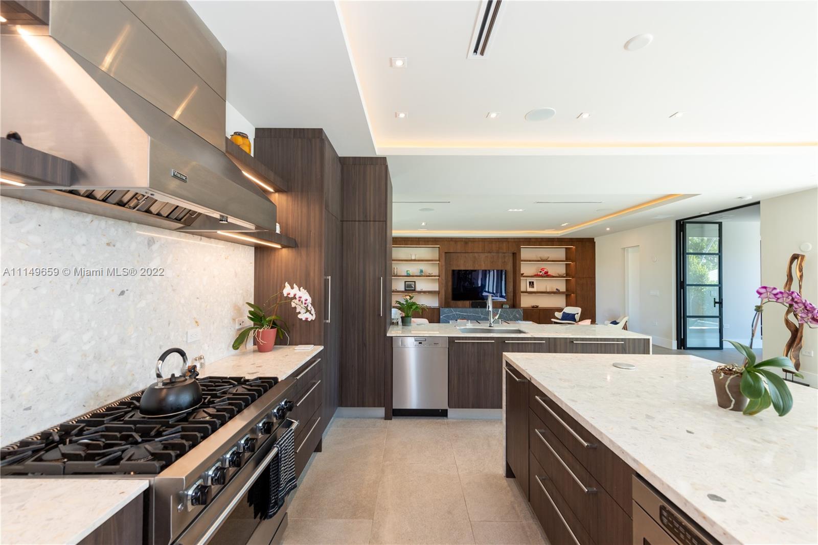 LA GORCE GOLF SUB - Residential