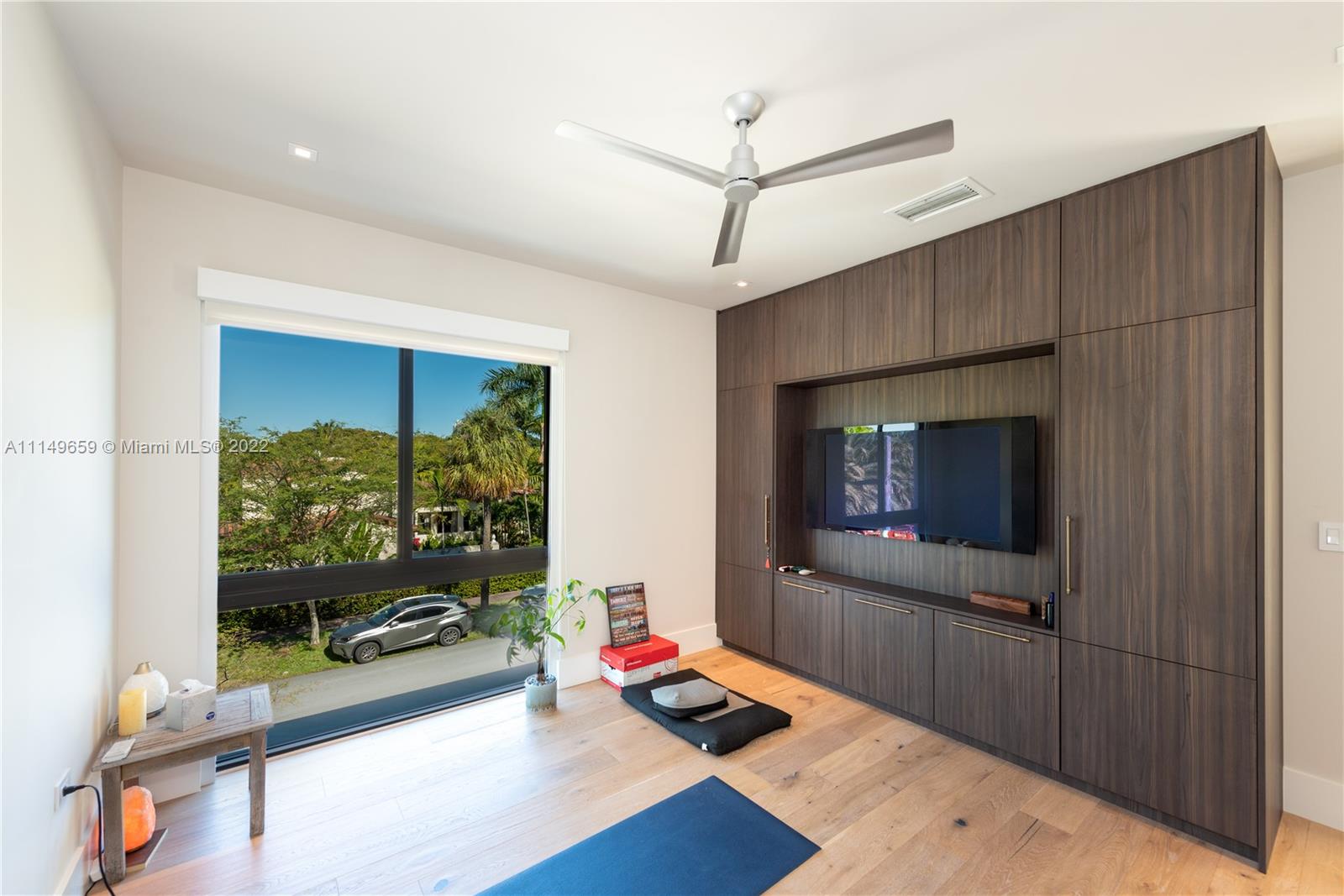 LA GORCE GOLF SUB - Residential