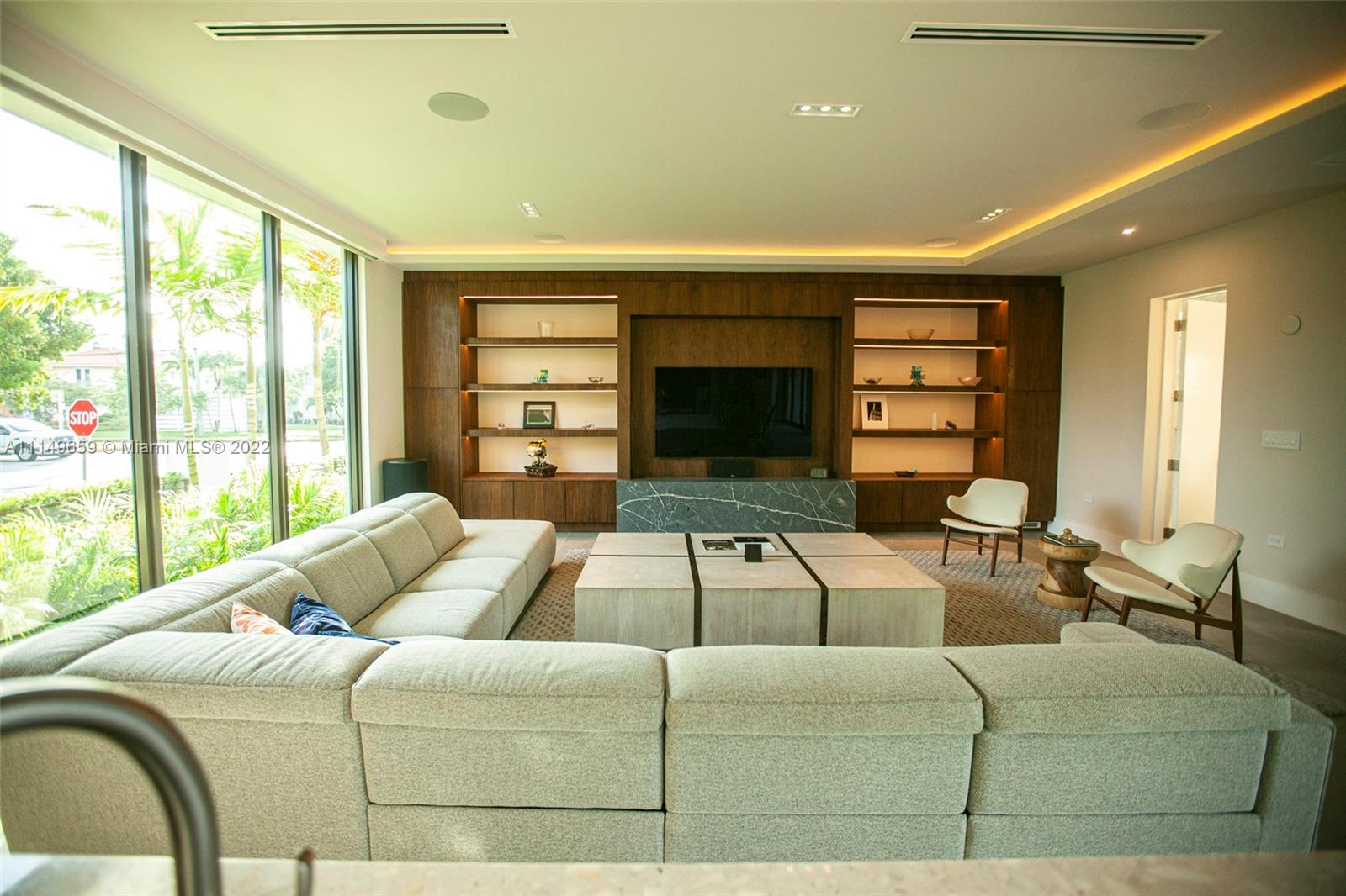 LA GORCE GOLF SUB - Residential