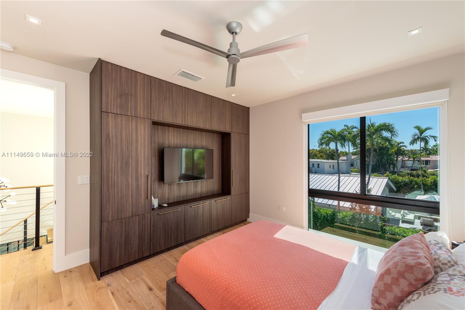 LA GORCE GOLF SUB - Residential