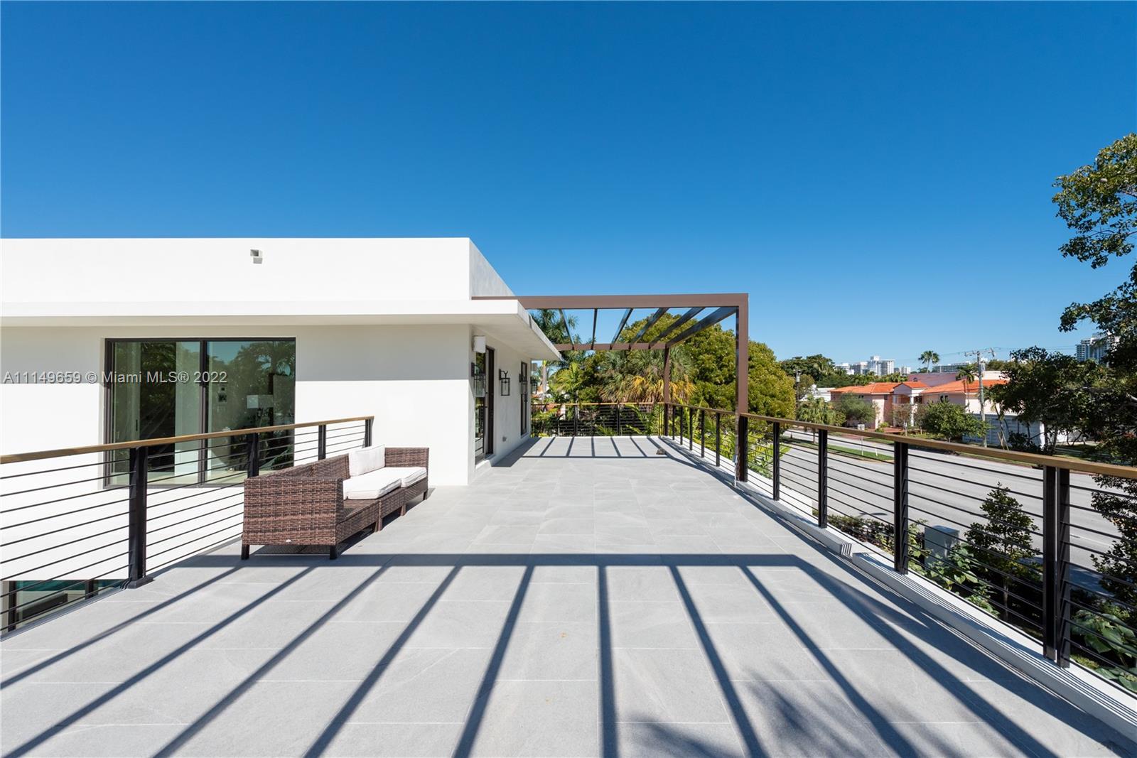 LA GORCE GOLF SUB - Residential